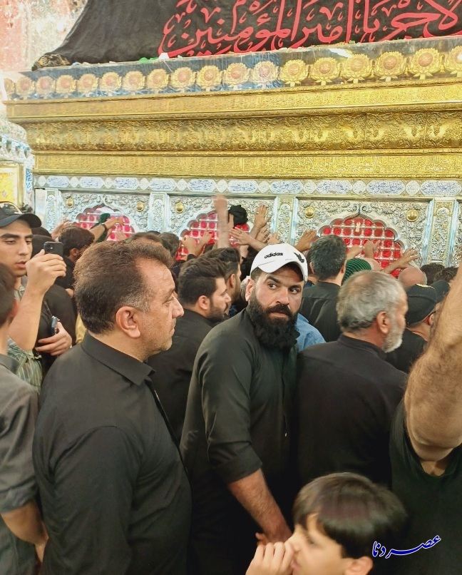 حضور محمد بهرامی در پیاده روی اربعین/ عکس