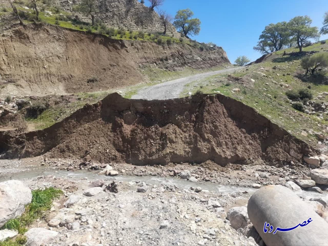 قطع راه‌های ارتباطی ۵ روستای لوداب/مسیر های تخریبی همچنان در انتظار بازسازی+ عکس