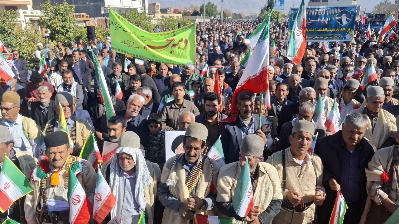 مرذم دهدشت باشکوه‌تر از همیشه آمدند/فریاد «هیهات من‌الذله» از دیار بلادشاپور