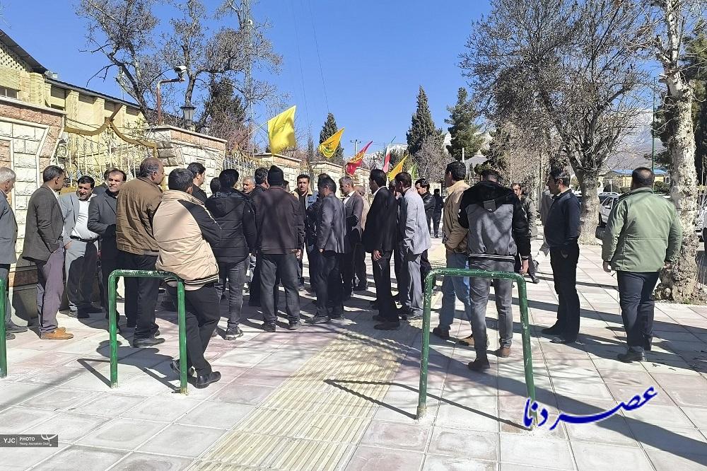 درخواست پرداخت معوقات تعدادی از کارکنان آب و فاضلاب کهگیلویه و بویر احمد+ فیلم