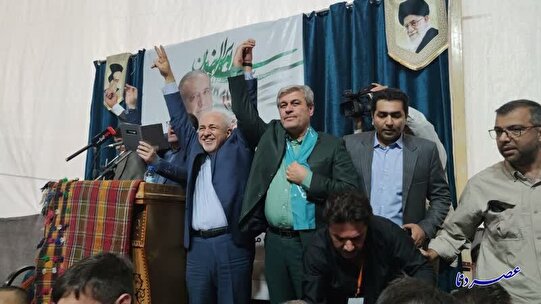 همایش انتخاباتی پزشکیان در یاسوج با حضور ظریف و تاجگردون برگزار شد+ عکس