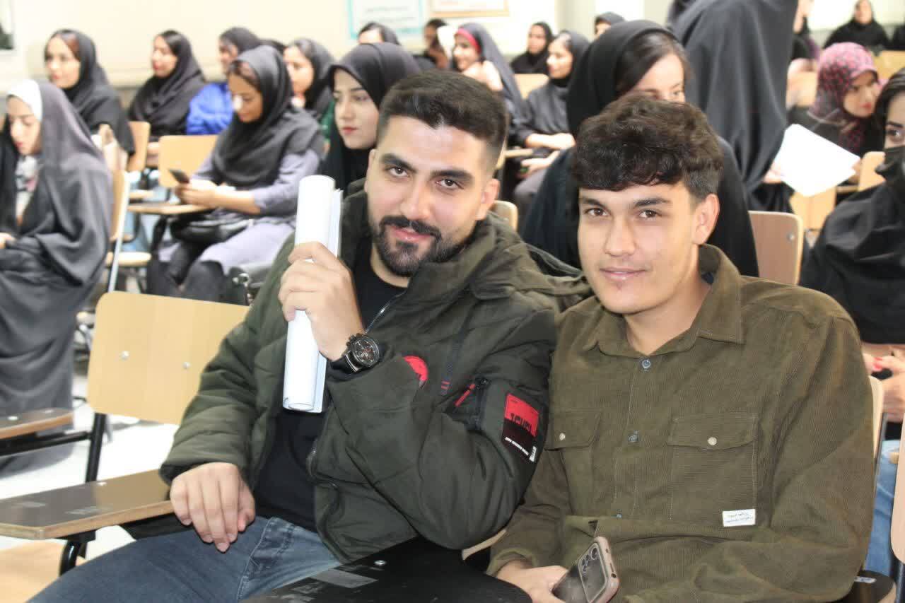 تریبون آزاد به مناسبت روز دانشجو در دهدشت|وقتی دانشجویان پیام نور از مشکلات دانشگاه گلایه دارند