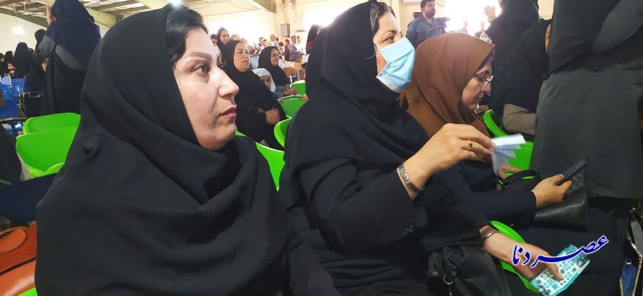روزی به نام معلم به کام سخنرانان؛ وقتی یک مدیرکل تیشه به ریشه تفکیک قوا زد