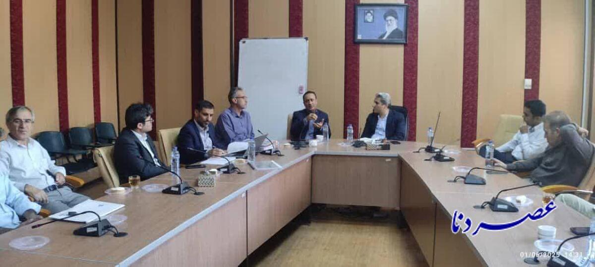 نشست کمیته علمی دومین کنگره آیت‌الله ملک‌حسینی با اساتید دانشکده علوم انسانی دانشگاه یاسوج