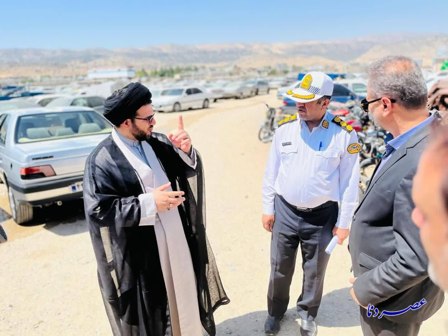 بازدید معاون دادستان مرکز استان از پارکینگ خودروهای توقیفی یاسوج