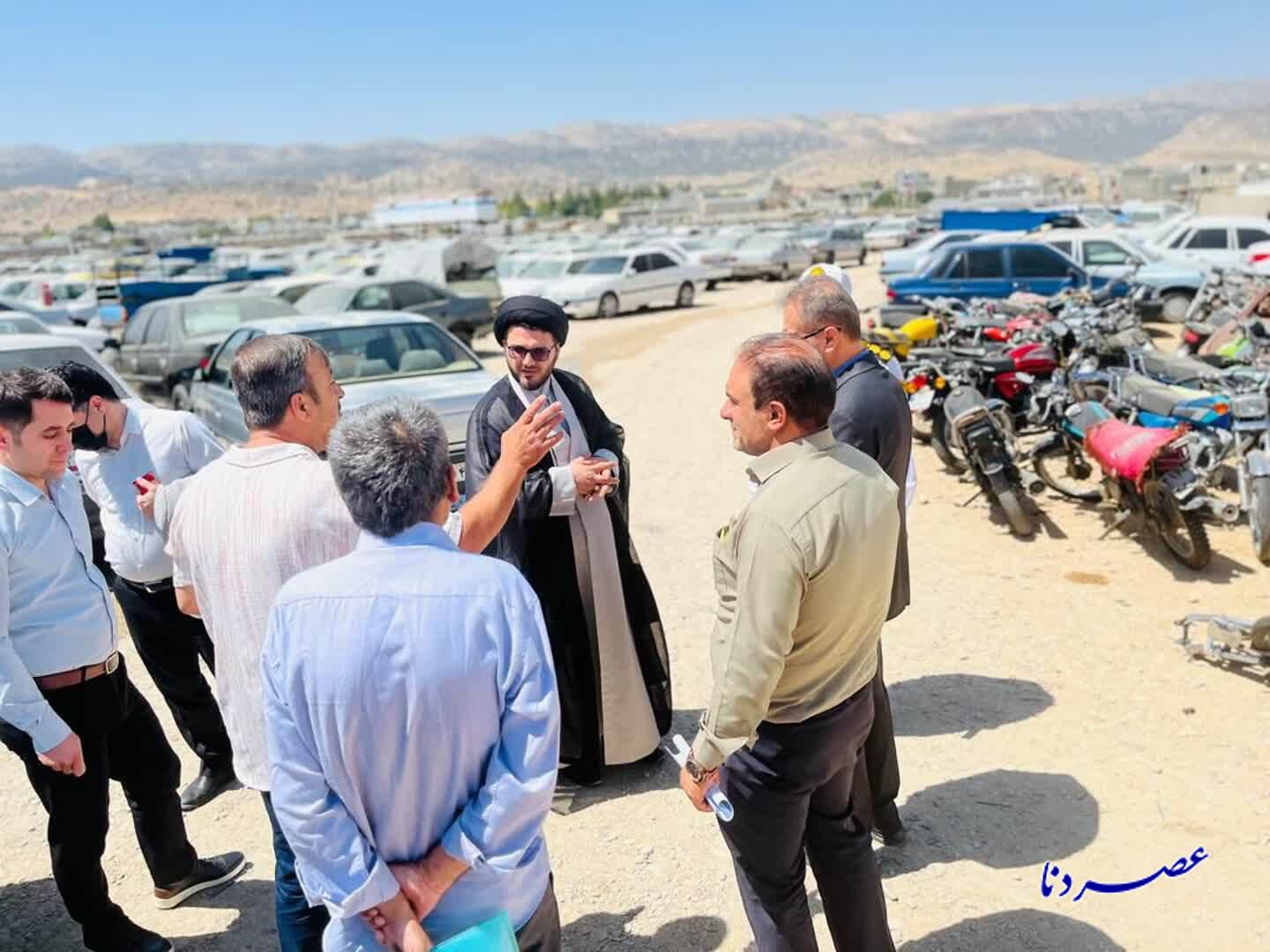 بازدید معاون دادستان مرکز استان از پارکینگ خودروهای توقیفی یاسوج