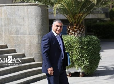 وزیر نفت در سفر به هند: بر مبنای تفاهم‌های تحریمی با طرف آمریکایی، مسیر خود را ادامه می‌دهیم