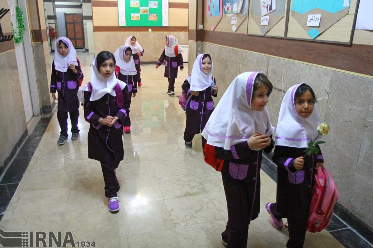 استاندار البرز: مدارس، سرمایهگذاری در فضاهای تجاری را جدی بگیرند!