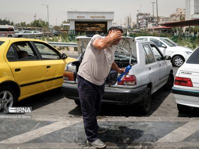 گرمازدگی در کمین است؛ آب و مایعات، نجات‌دهنده شما!