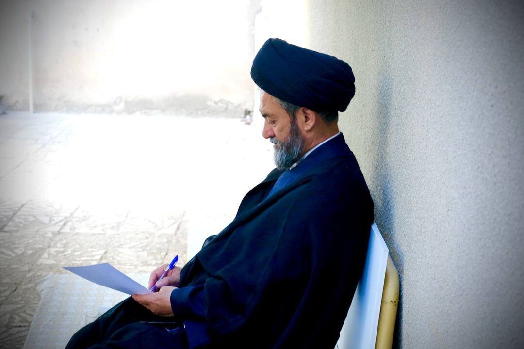 امام جمعه اردبیل: پیروزی تیم ملی، آرزوی قلبی ملت ایران است!