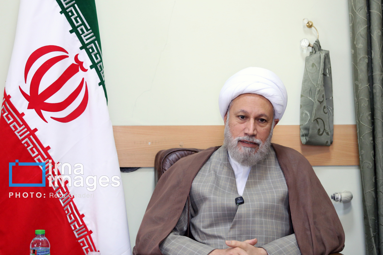 کربلا؛ الگوی ایستادگی در برابر ظلم، از زبان آیت‌الله دژکام