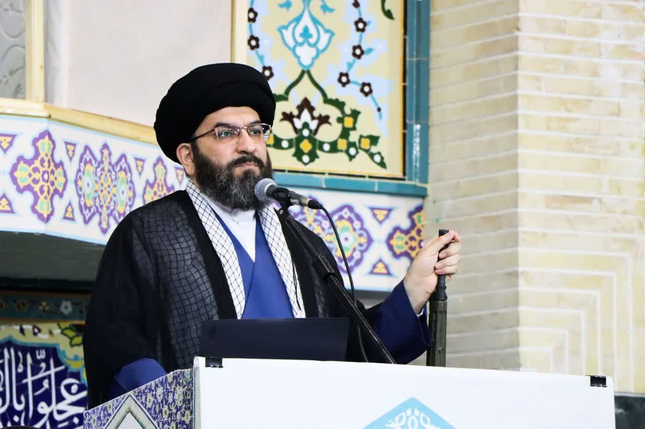 عاشورا؛ چراغ راهی برای زندگی فردی و اجتماعی!