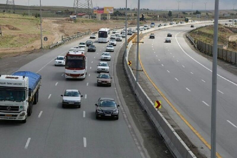 تردد ۹ میلیون خودرو در جاده‌های زنجان، کاهش ۱۴ درصدی نسبت به سال گذشته!