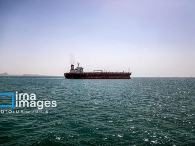 تنگه هرمز: کنترل عبور و مرور با اقتدار ایران ادامه دارد!
