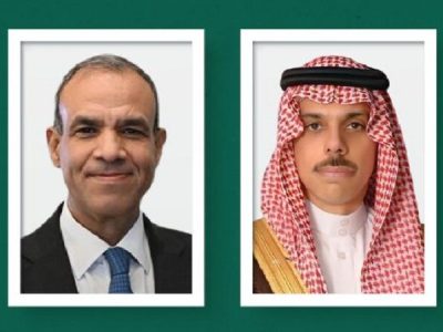 گفتگوی وزرای امور خارجه مصر و عربستان درباره تلاش‌ها برای کاهش تنش در منطقه
