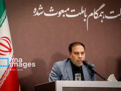 خانواده شهدا: چراغ راه ملت، مسئولان موظف به قدردانی!
