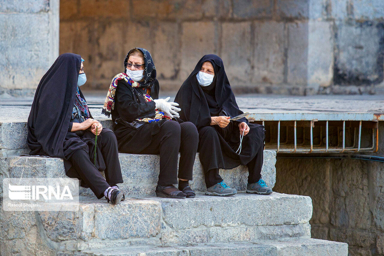 چرا به همسران بازمانده تک‌نفره «حق عائله‌مندی» تعلق نمی‌گیرد