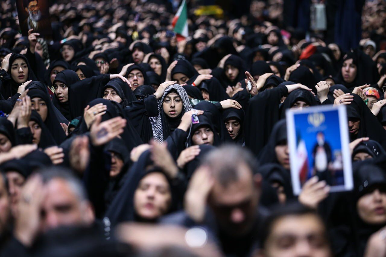 برگزاری آیین شام غریبان در جوار مقتل قائد شهید انقلاب