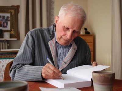شارل هانری دو فوشه کور، مترجم فرانسوی حافظ درگذشت