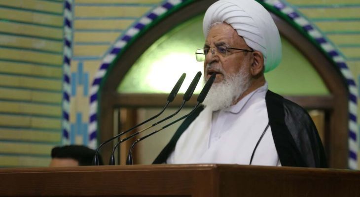 امام جمعه یزد: جنگ رسانه‌ای دشمن، نواختن ساز ناامیدی در دل مردم