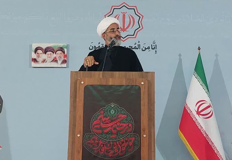 امام جمعه سمنان: مفسدان اقتصادی، تروریست‌های خاموش!