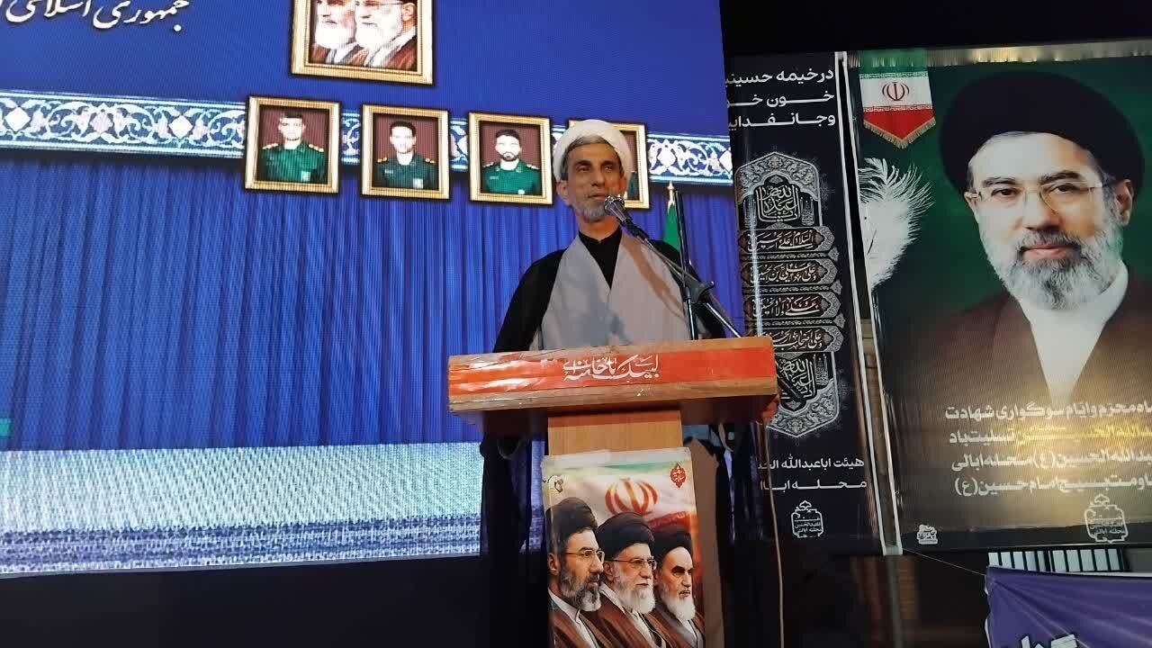 حضور مردم؛ سدی محکم در برابر توطئه‌های دشمنان