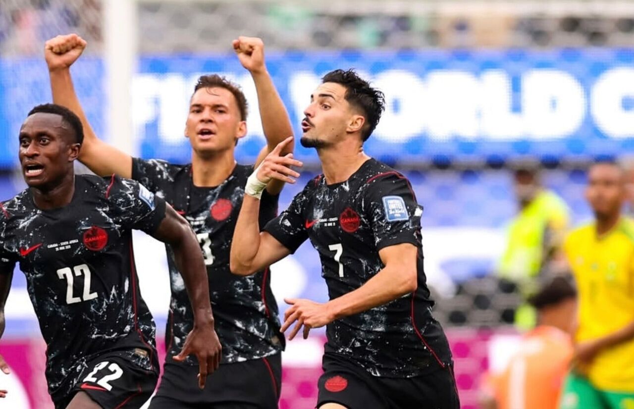 کانادا، قهرمان لحظه آخری؛ صعود شگفت‌انگیز به یک‌هشتم نهایی!