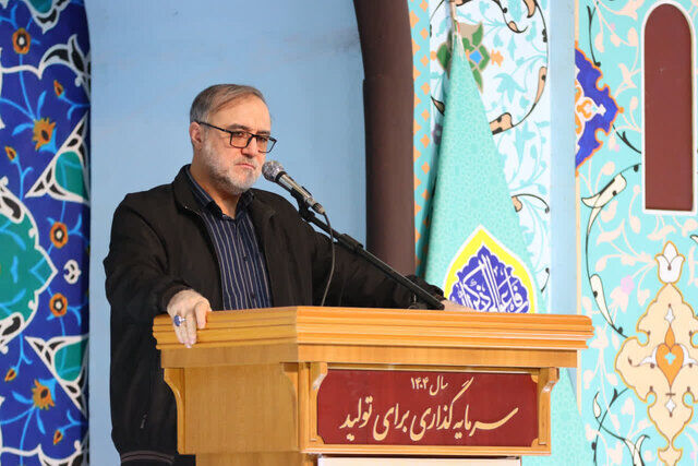 دریادار اکبرزاده، معاون سیاسی نیروی دریایی سپاه بر اثر سانحه رانندگی درگذشت