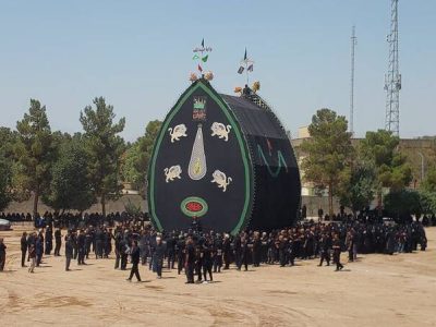 فیلم/ آیین سنتی نخل‌برداری در شاهدیه یزد