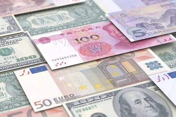 نوسانات ملایم در بازار ارز: دلار و یورو صعود کردند!