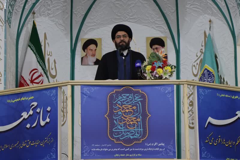 عزاداری حسینی تجلی عدالت‌خواهی و زمینه‌ساز جامعه مهدوی است