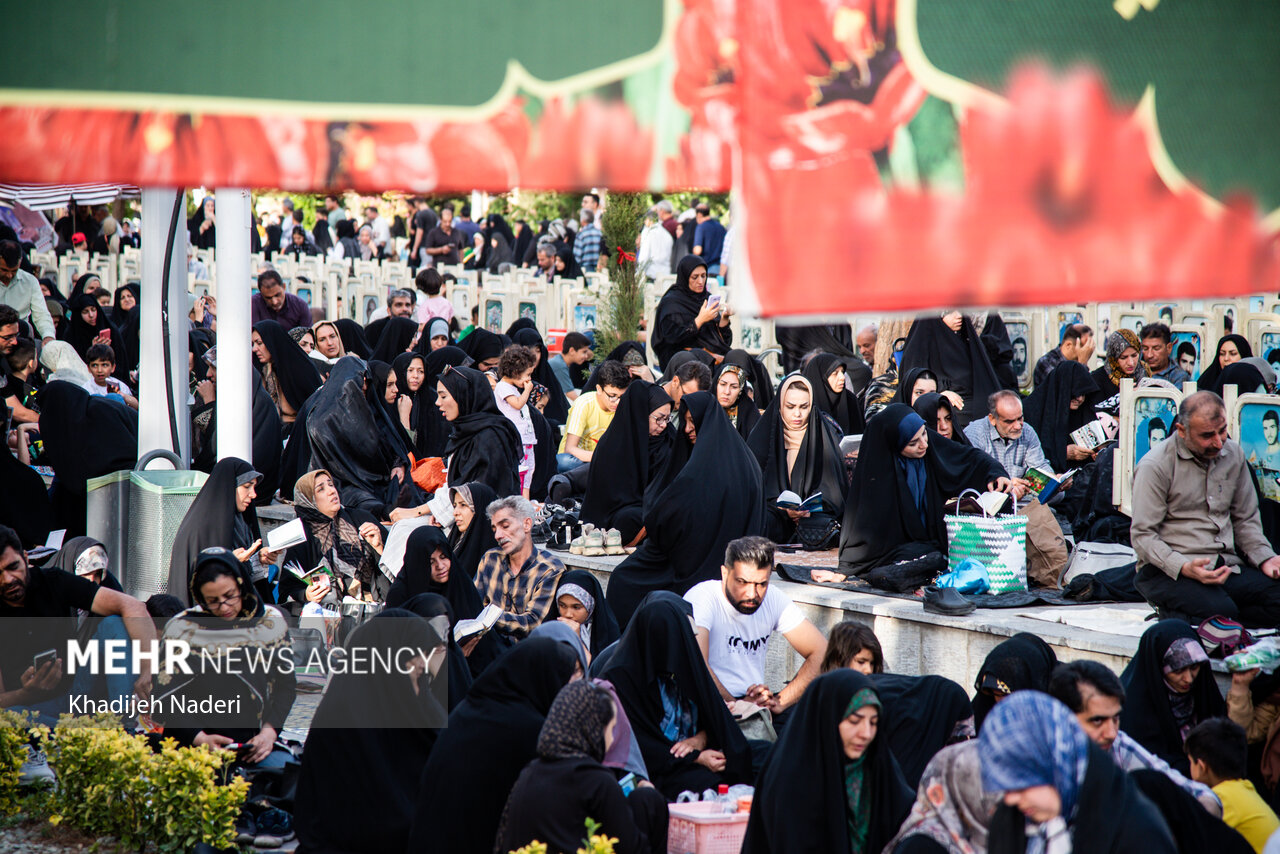 گردهمایی هیئات مذهبی اصفهان در گلستان شهدا