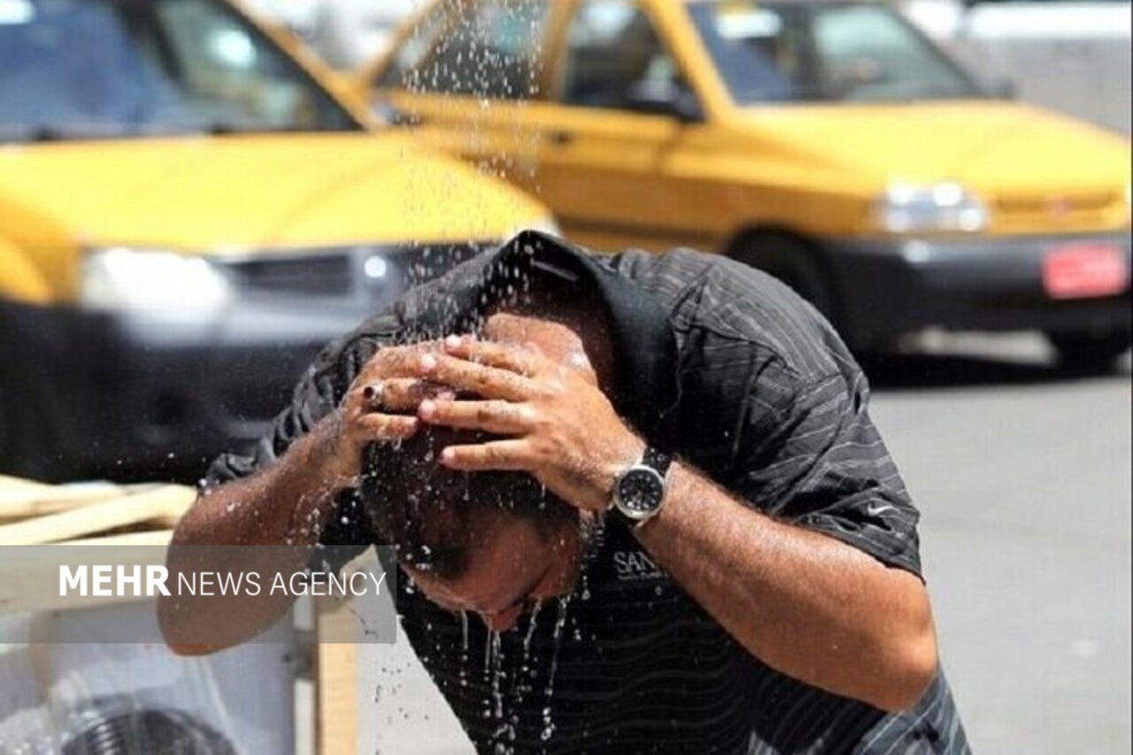 ثبت دمای ۴۵ درجه در اصفهان؛ وضعیت جوی پایدار می‌ماند