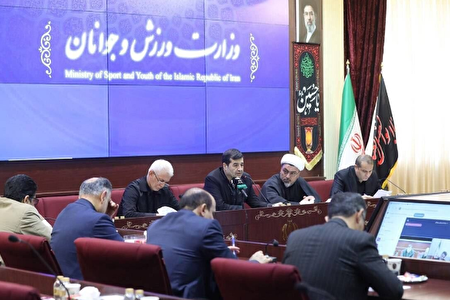 دنیامالی: باید به باشکوه‌تر شدن مراسم وداع با رهبر شهید کمک کنیم