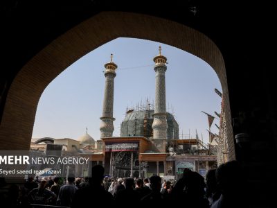 تعویض پرچم حرم حضرت عبدالعظیم حسنی(ع) با سخنرانی «حسینی»و مداحی«شکاری»