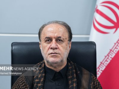 حاجی‌بابایی: دولت وضعیت استخدامی معلمان را تعیین تکلیف کند