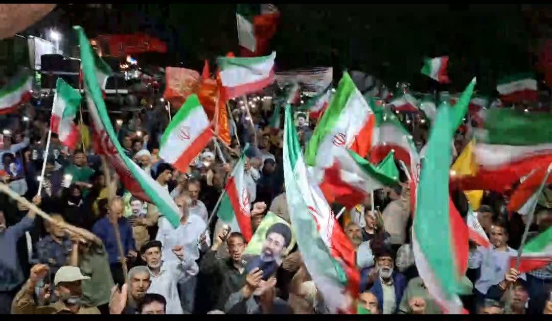 عزاداری مردم بروجرد درصد و هشتمین اجتماع دفاع از میهن
