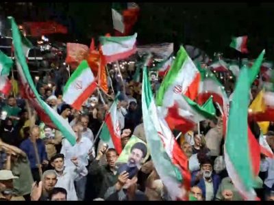 شعار بروجردی‌ها: «وحدت ما توصیه رهبر است»