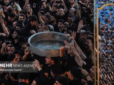 آئین «طشت‌گذاری» تجلی ارادت دیرینه مردم مشگین‌شهر به سیدالشهدا(ع)