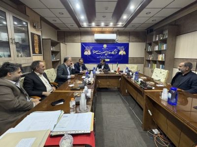 تأکید استاندار قم بر تسریع بازسازی مناطق آسیب‌دیده از جنگ در قم