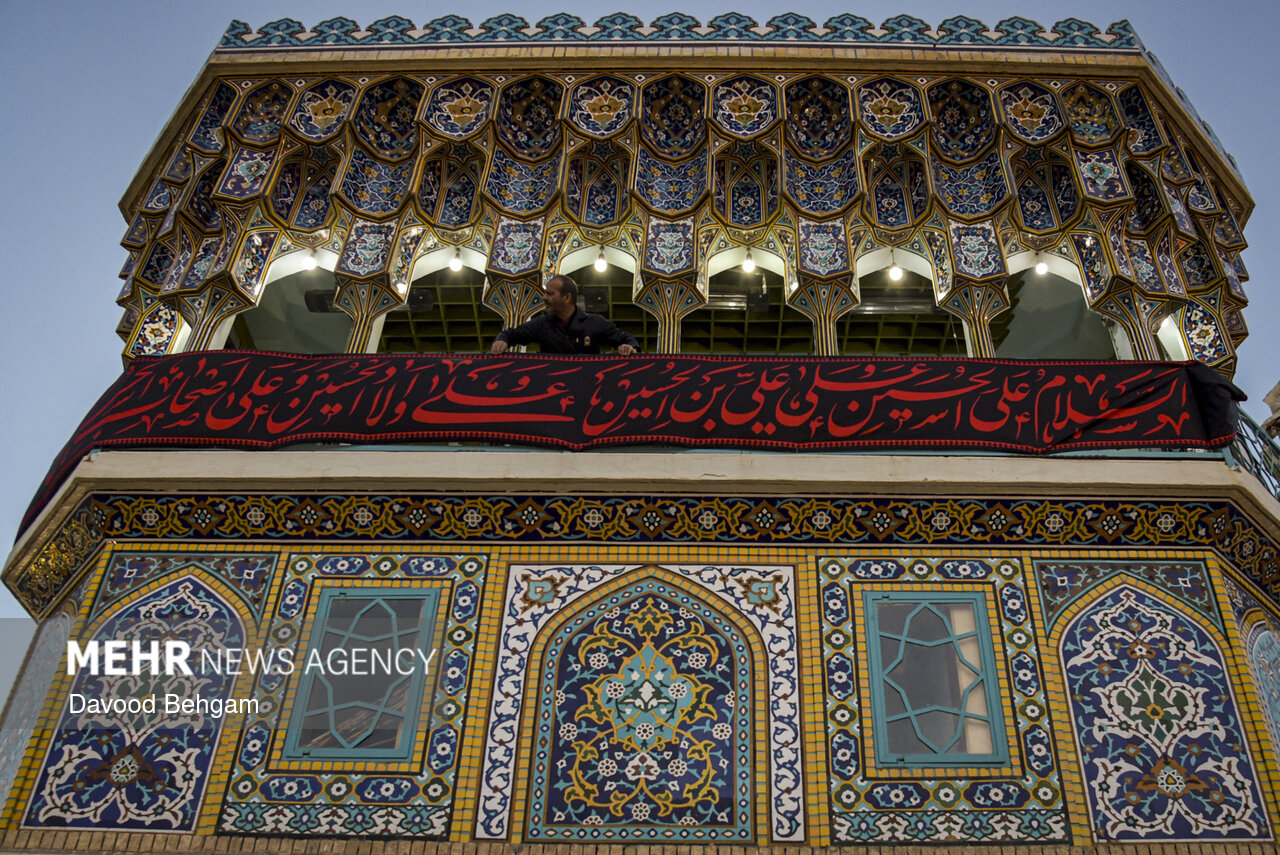 سینه زنی و دودمه به لهجه محلی استان قزوین در حرم امام رضا(ع)