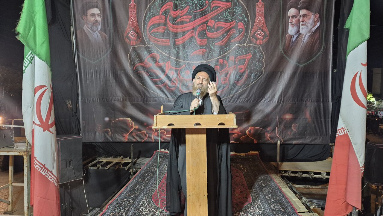 آیت‌الله ملک‌حسینی:انتقام خون شهدا با فروپاشی نظام استکبار محقق می‌شود
