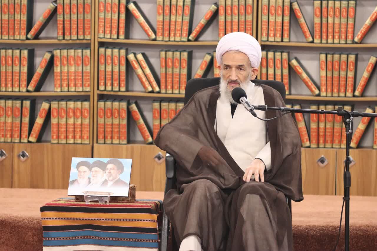 آرایش جدید جهان بر محور جبهه حق و باطل شکل گرفته است