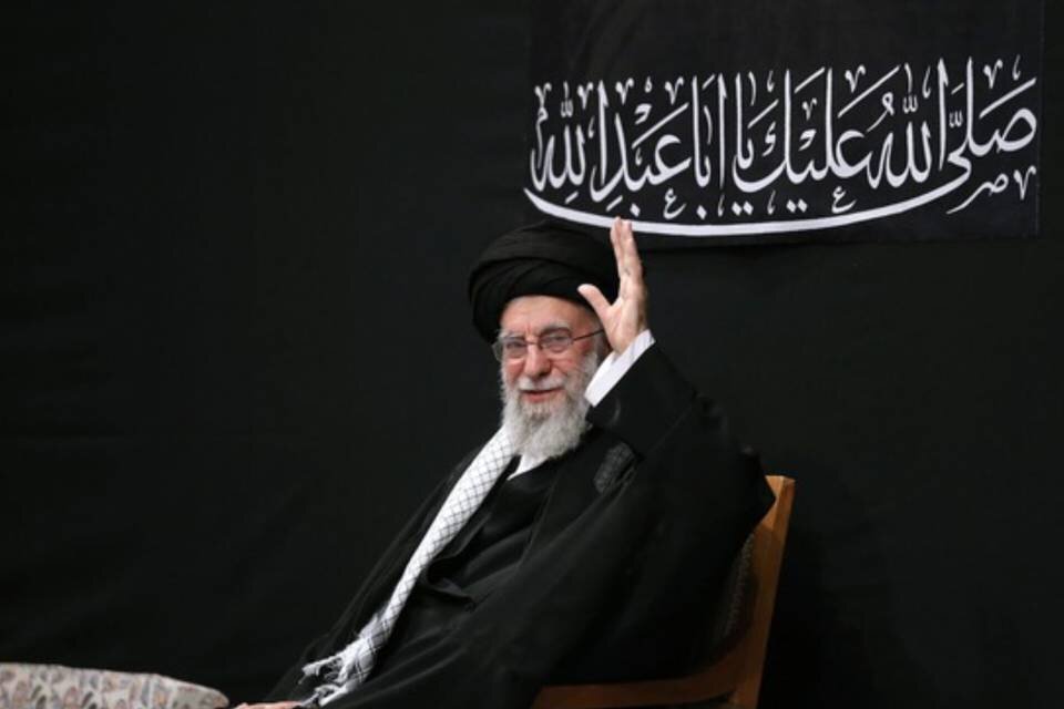 شبی که عاشورا رنگ دیگری گرفت/ امسال خیابان‌ها روضه خوانند