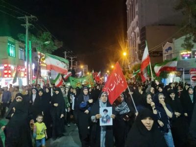 عزاداران حسینی غرق در سوگ علمدار کربلا در ساوه