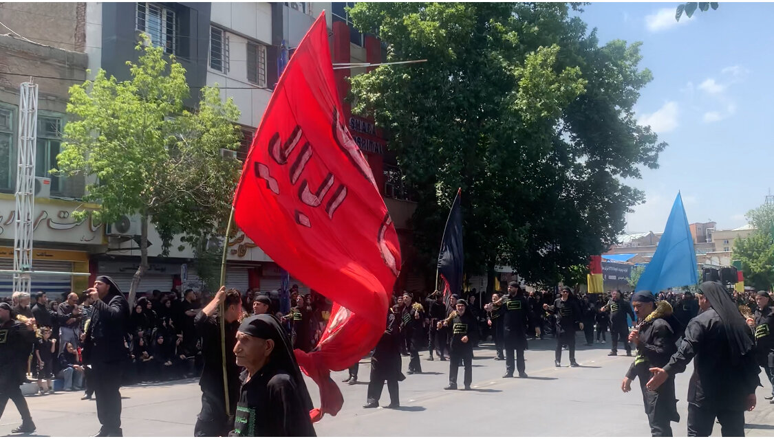 حرکت دسته جات عزاداری کرمانشاه در روز تاسوعا حسینی