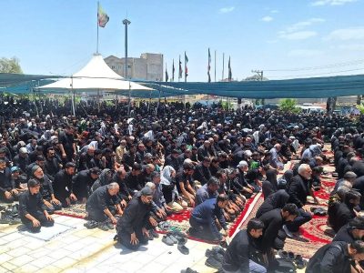 اقامه نماز ظهر عاشورا در زاهدان