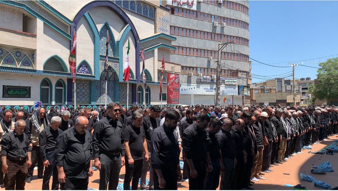نماز ظهر عاشورا در ارومیه اقامه شد