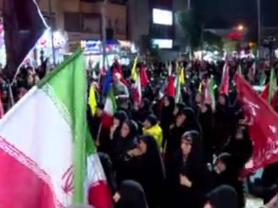 بدرقه باشکوه آقای شهید ایران در دل‌های مردم و دیوارهای شهر