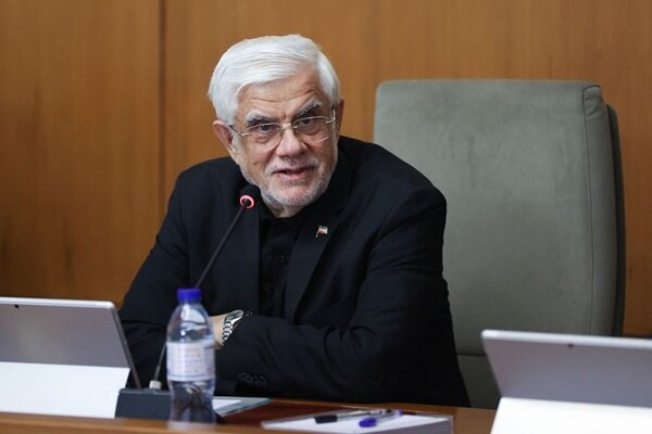 عارف: تشییع رهبر شهیدمان، پایان بغض تاریخی تشییع‌های مظلومانه شیعه است